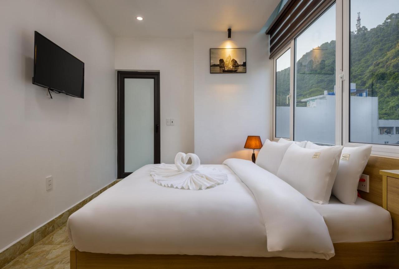 Cat Ba Hongkong Hotel Dong Khe Sau Екстер'єр фото