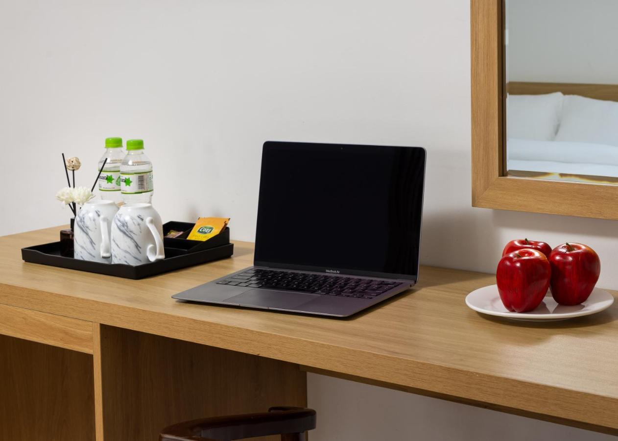 Cat Ba Hongkong Hotel Dong Khe Sau Екстер'єр фото